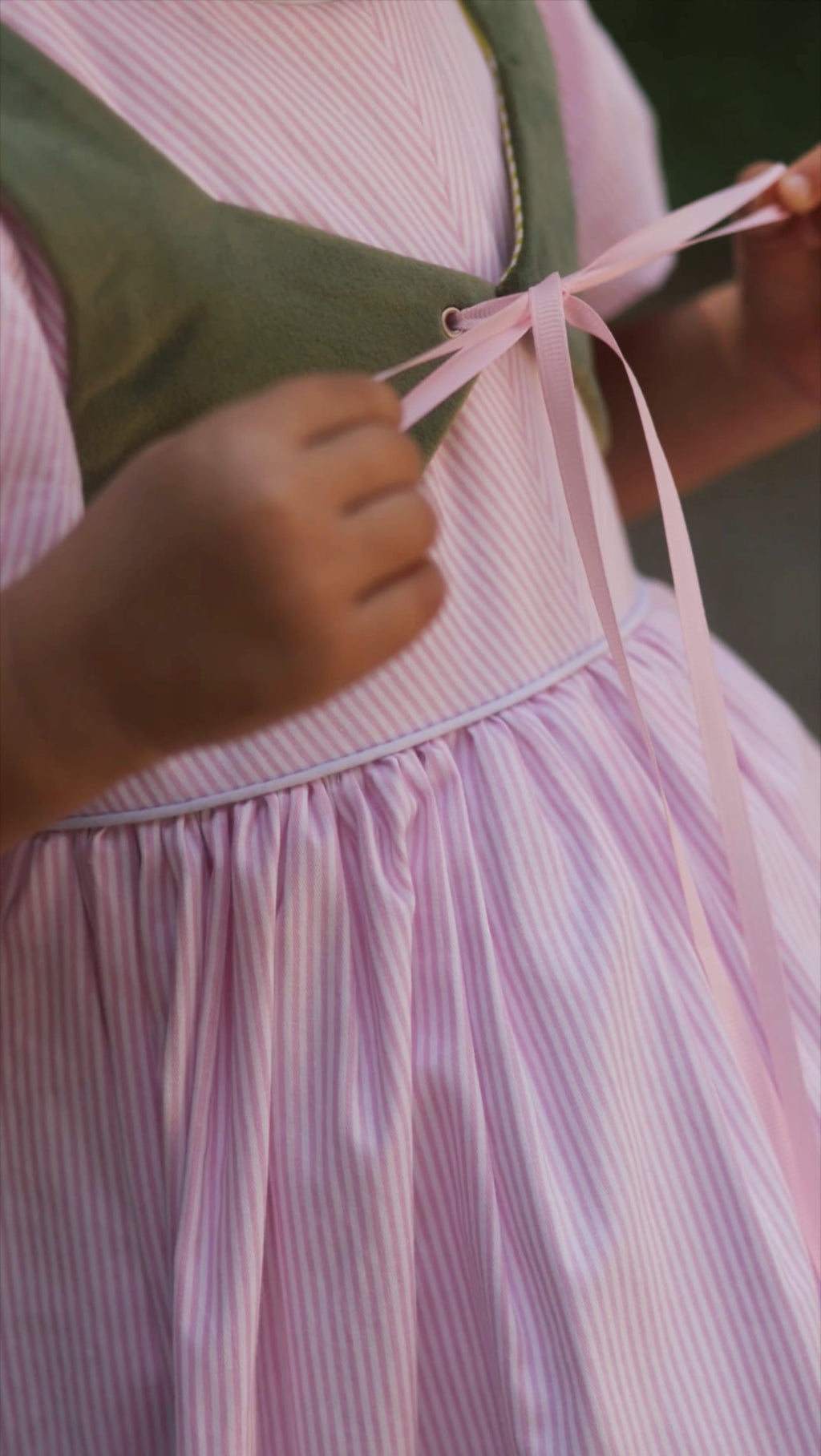 Фея Олівія рожево-зелена